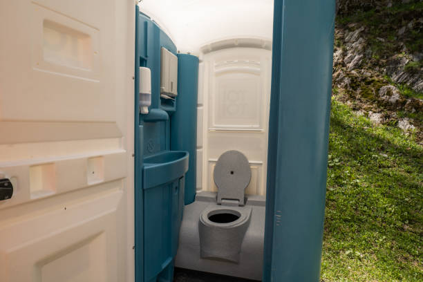 Portable bathroom rental in Cleveland, TX