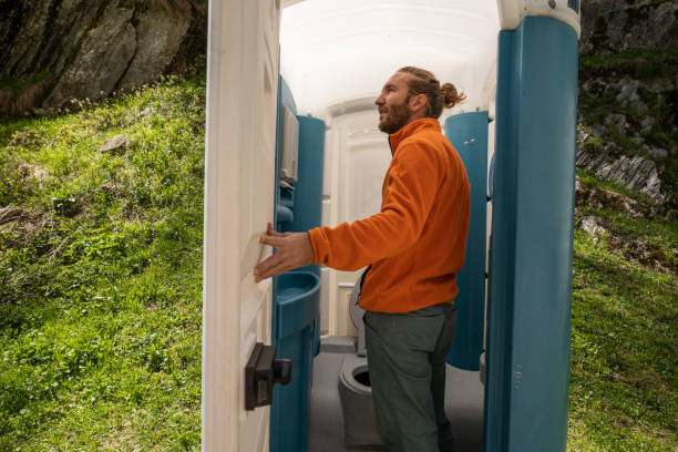 Portable Toilet Options We Offer in Cleveland, TX