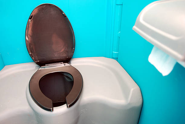 Best Portable bathroom rental  in Cleveland, TX